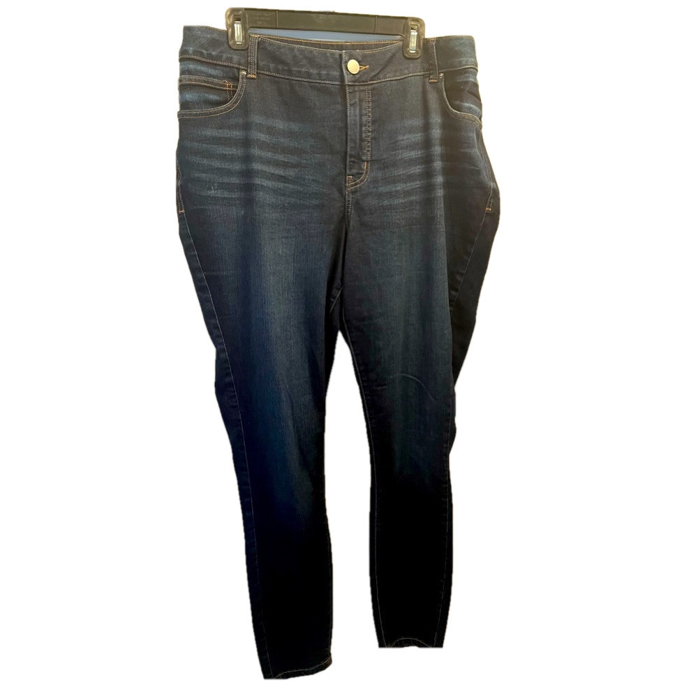Jeans, Size 20W, Waist 23.5”, Overall Length 43”, Inseam 29”, Very Stretchy,